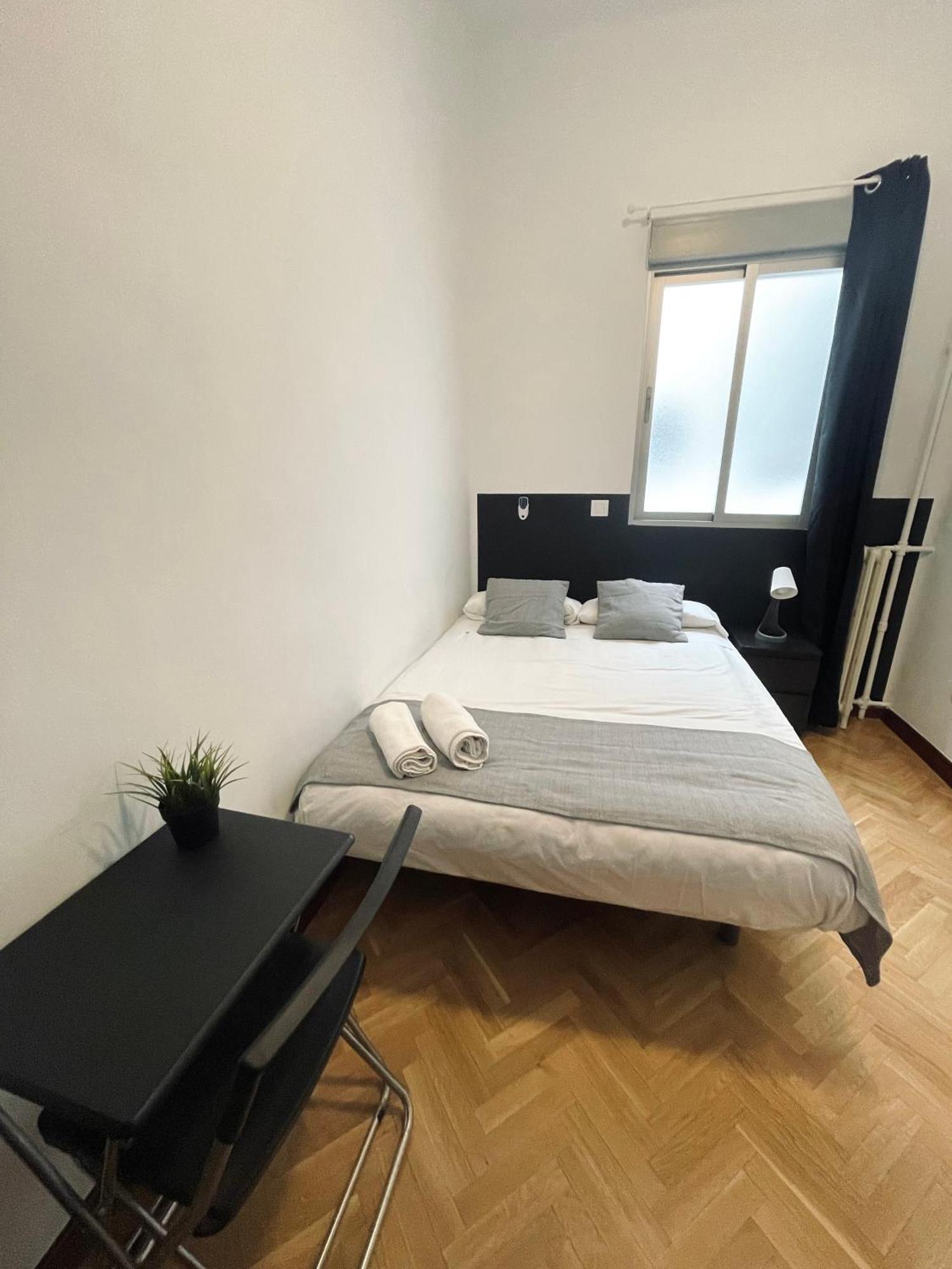 Ibiza Habitaciones Madrid Buitenkant foto